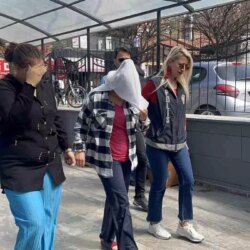 Eskişehir’de Firari Hırsız Kadınlar Yakalandı
