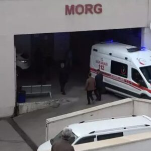 orduda otomobilin park halindeki traktore carptigi kazada 1 kisi oldu nIMBY63T