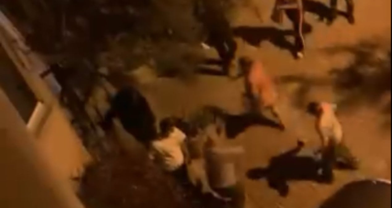 havai fisekli kutlamaya tepki gosteren cifti darbettiler nrkHTJke