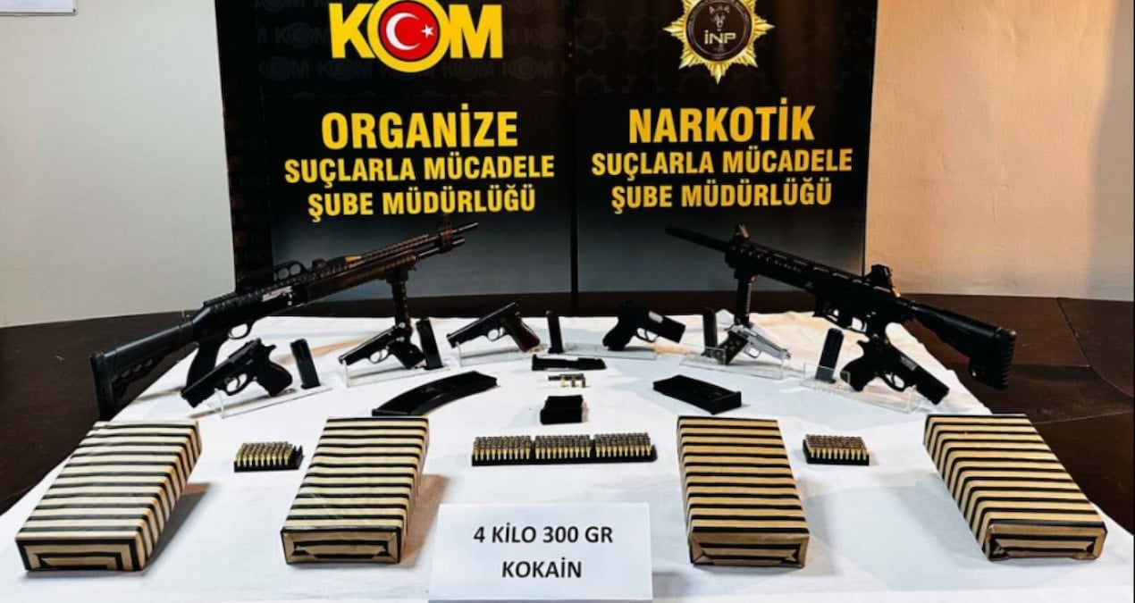 izmirde silah ve uyusturucu operasyonu 7 kisi tutuklandi eDtimlC8