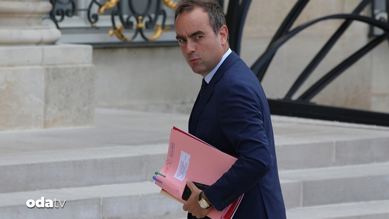 emmanuel macron tekrar atadi lecornu icin yeni kriz kapida QWgwVVxJ.jpg