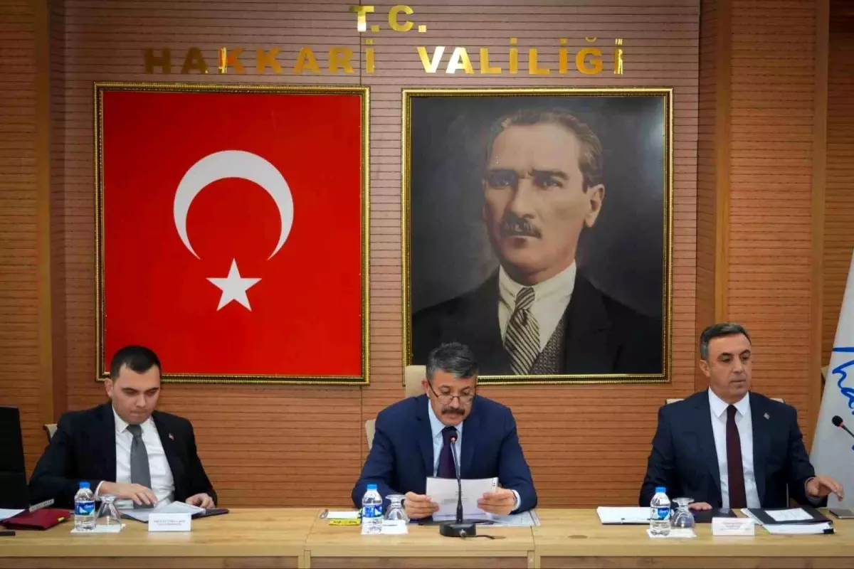 hakkaride 74 milyar tllik yatirimlar istisare edildi paizX2IW