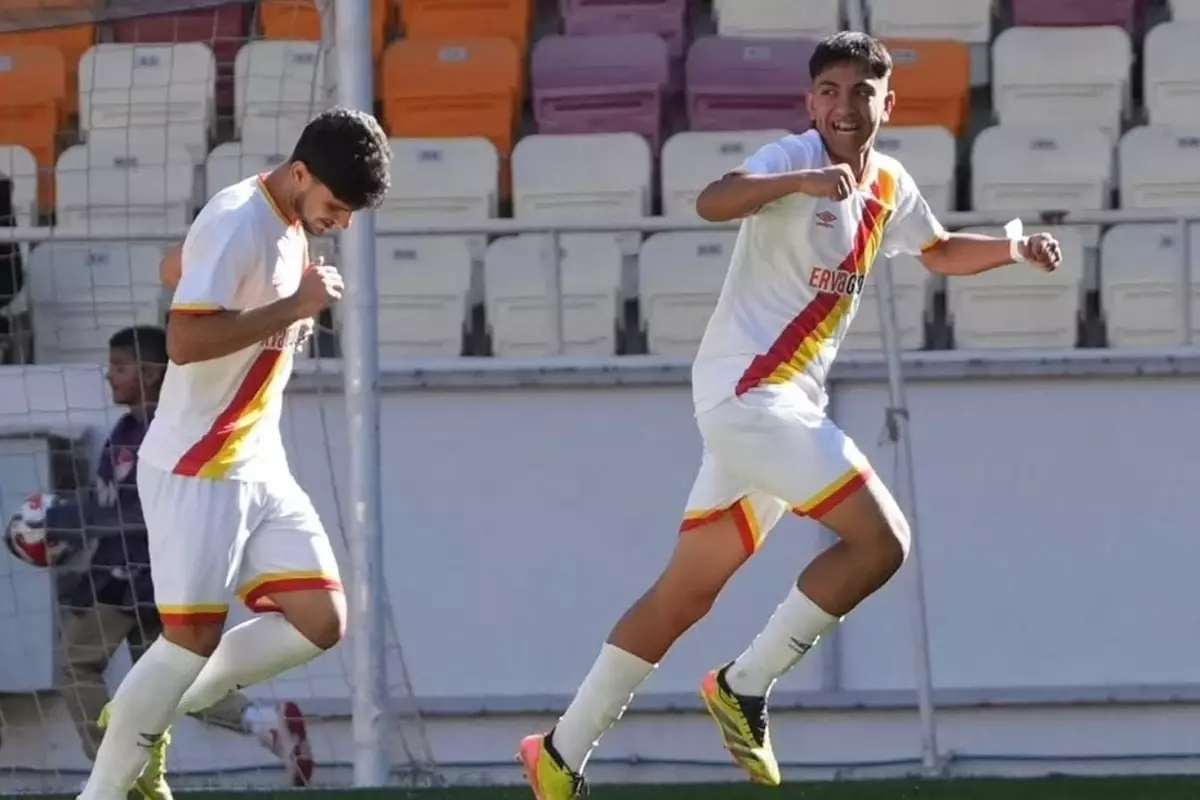 yeni malatyaspor 3 yil sonra ilk kez puan kazandi mq9wpviu