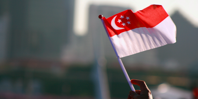 singapurda dolandiricilara kirbac cezasi ongoren yasa kabul edildi 7yr7CUul.png