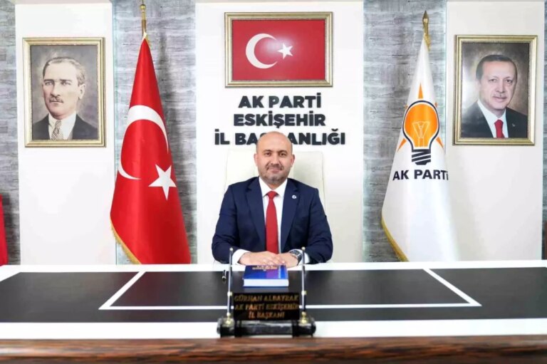 ak-partiye-8-bin-650-yeni-uye-RGwjsa6r.jpg