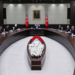 turkiyede-yalnizlik-bakanligina-yesil-isik-MRivLZT7