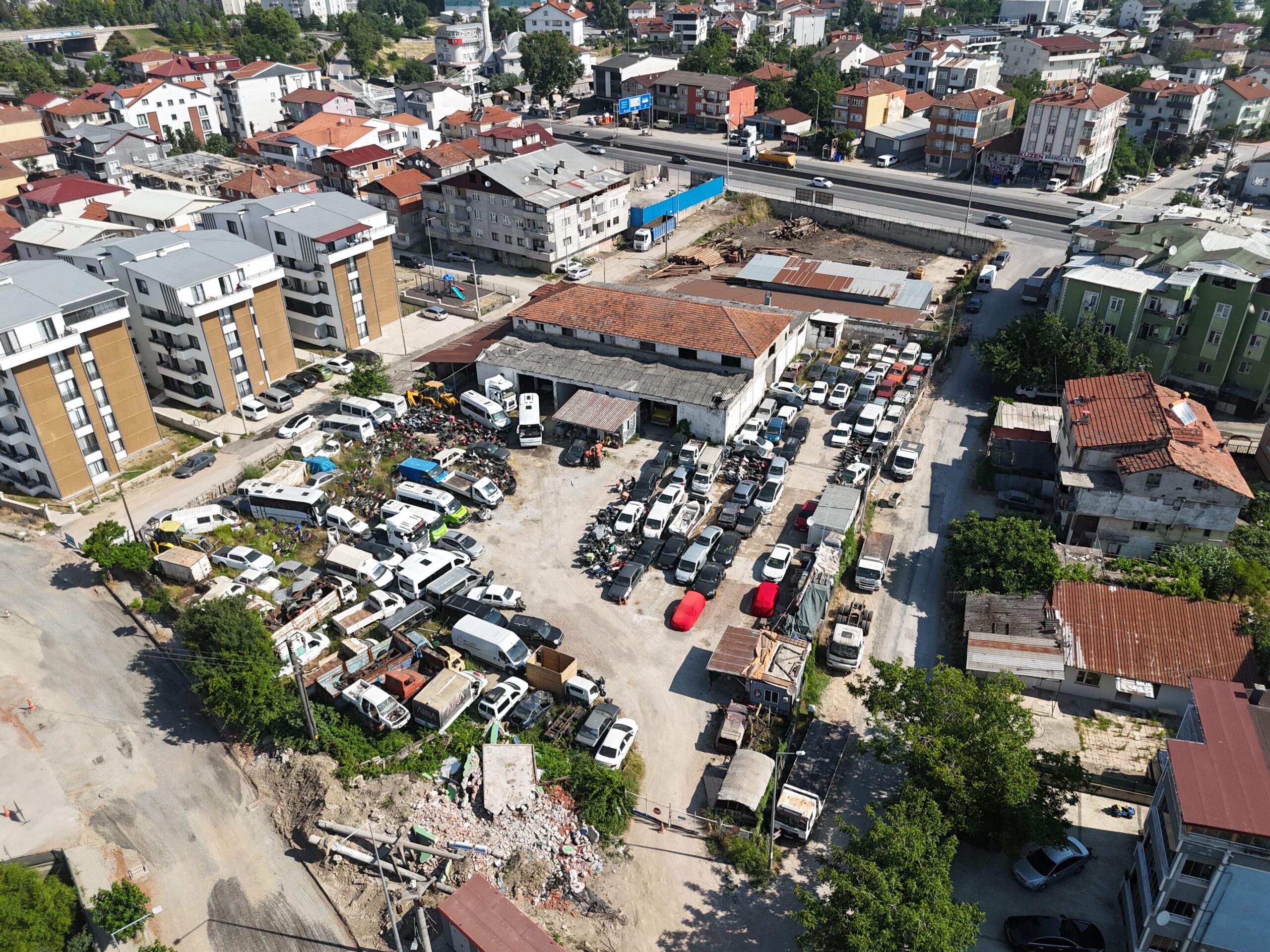 Binlerce araç neredeyse bedavaya satılacak. “Gelin alın” dediler